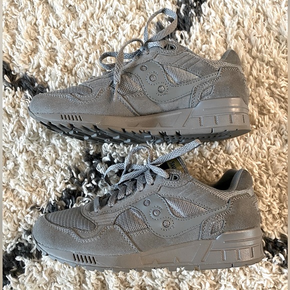 Saucony Shadow 5000 Trainers - Monument/Dove Grey RARE - Picture 3 of 5